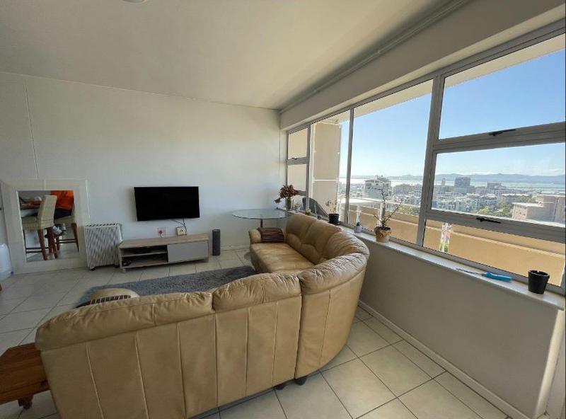 2 Bedroom Property for Sale in Green Point Western Cape